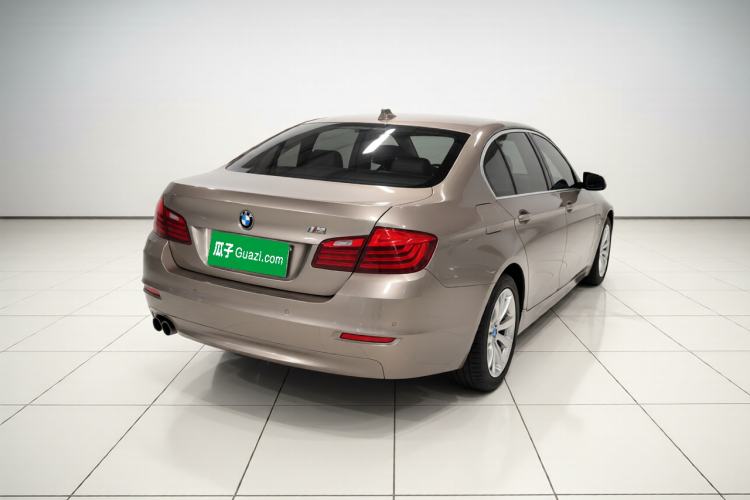 Used BMW 5 Series 2014 520Li Elegant Model Rear Right 45 Deg