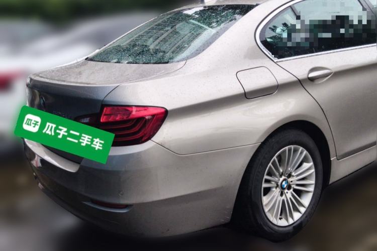 Used BMW 5 Series 2014 525Li Leading Model Rear Right 45 Deg