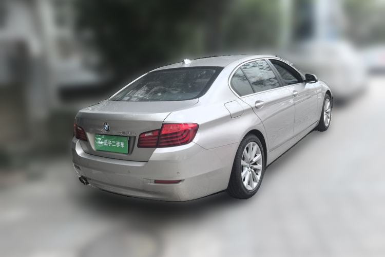 Used BMW 5 Series 2014 528Li Leading Model Rear Right 45 Deg