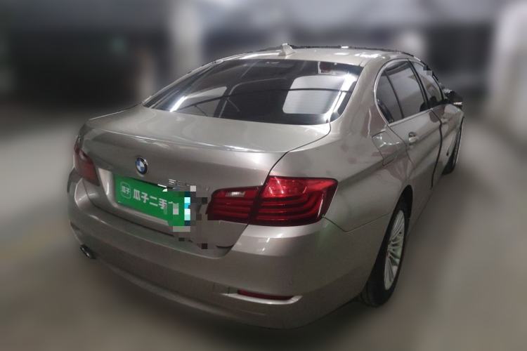 Used BMW 5 Series 2014 525Li Leading Model Rear Right 45 Deg