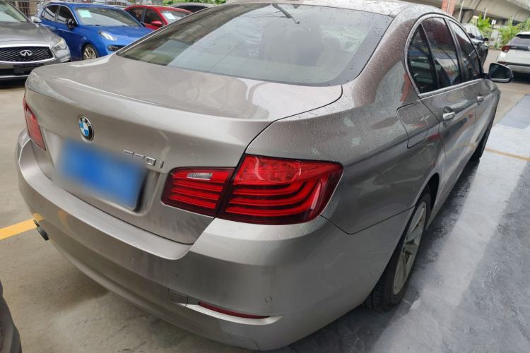 Used BMW 5 Series 2014 520i Elegant Edition Rear Right 45 Deg