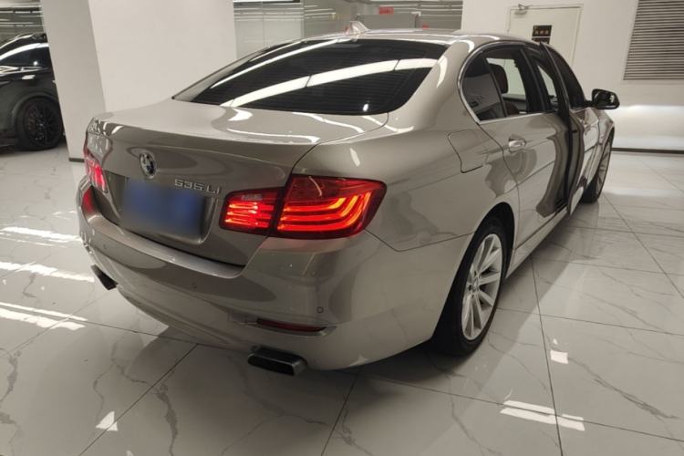 Used BMW 5 Series 2014 535Li Leading Model Rear Right 45 Deg