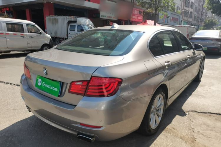 Used BMW 5 Series 2014 520Li Elegant Model Rear Right 45 Deg