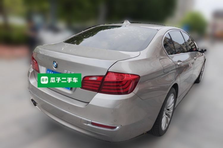 Used BMW 5 Series 2014 525Li Luxury Design Package Rear Right 45 Deg