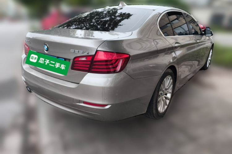 Used BMW 5 Series 2014 520Li Elegant Model Rear Right 45 Deg