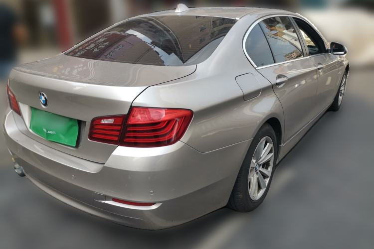 Used BMW 5 Series 2014 520Li Elegant Model Rear Right 45 Deg