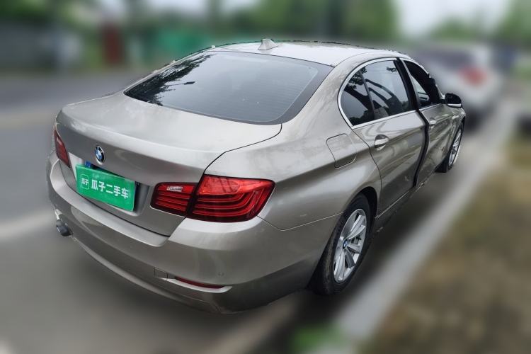 Used BMW 5 Series 2014 520Li Elegant Model Rear Right 45 Deg