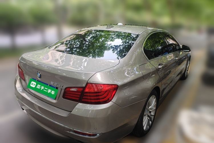 Used BMW 5 Series 2014 535i Design Package Model Rear Right 45 Deg