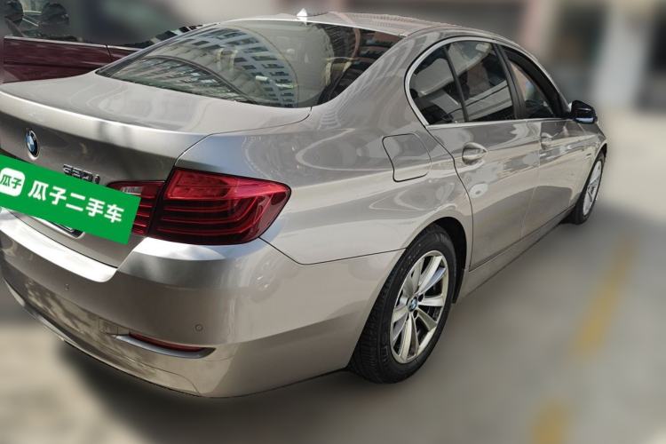 Used BMW 5 Series 2014 520i Elegant Edition Rear Right 45 Deg