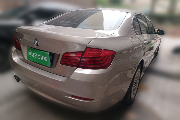 Used BMW 5 Series 2014 525Li Leading Model Rear Right 45 Deg