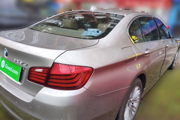 Used BMW 5 Series 2014 525Li Leading Model Rear Right 45 Deg