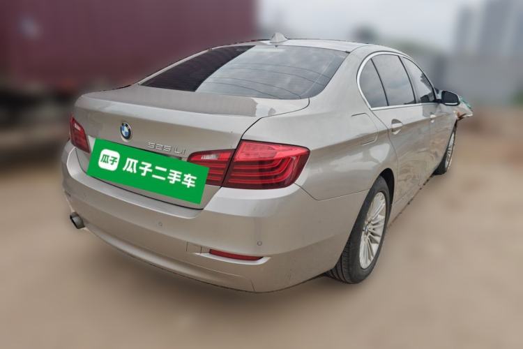 Used BMW 5 Series 2014 525Li Leading Model Rear Right 45 Deg
