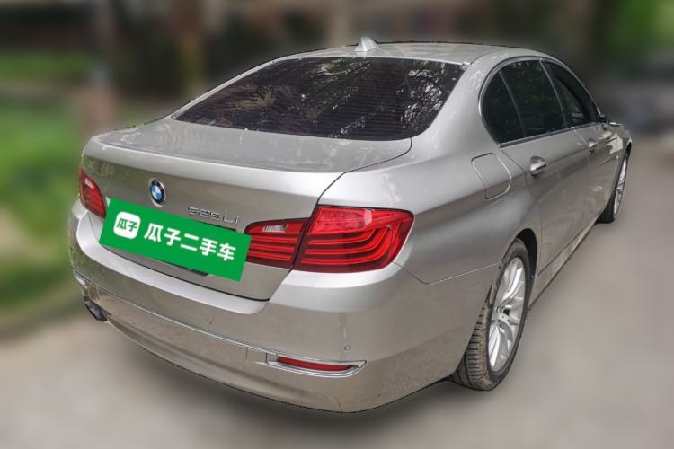 Used BMW 5 Series 2014 525Li Luxury Design Package Rear Right 45 Deg