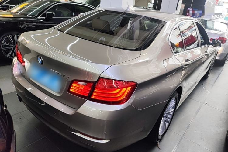 Used BMW 5 Series 2014 525Li Leading Model Rear Right 45 Deg