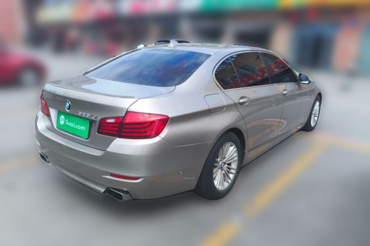 Used BMW 5 Series 2014 525Li Leading Model Rear Right 45 Deg