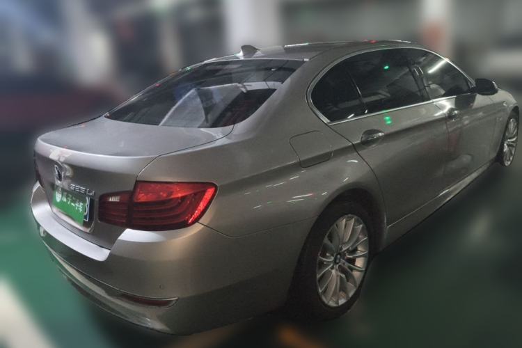 Used BMW 5 Series 2014 525Li Leading Model Rear Right 45 Deg