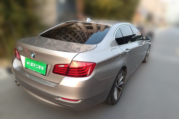 Used BMW 5 Series 2014 525Li Luxury Design Package Rear Right 45 Deg