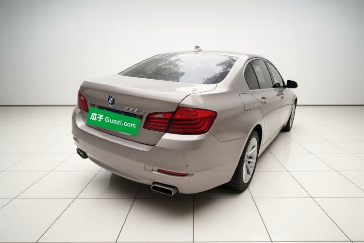 Used BMW 5 Series 2014 535Li Leading Model Rear Right 45 Deg