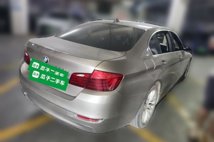 Used BMW 5 Series 2014 525Li Luxury Design Package Rear Right 45 Deg