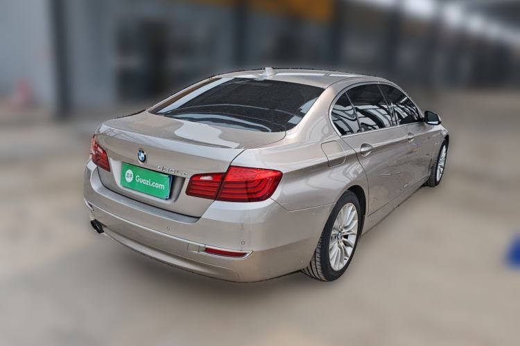 Used BMW 5 Series 2014 525Li Luxury Design Package Rear Right 45 Deg