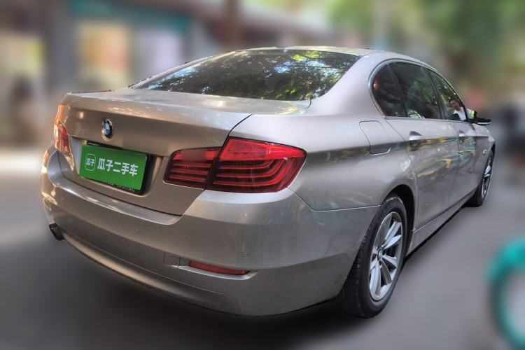Used BMW 5 Series 2014 520Li Elegant Model Rear Right 45 Deg