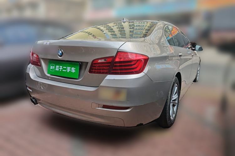 Used BMW 5 Series 2014 520Li Elegant Model Rear Right 45 Deg