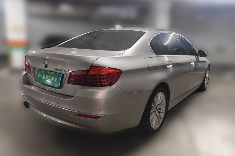 Used BMW 5 Series 2014 525Li Luxury Design Package Rear Right 45 Deg