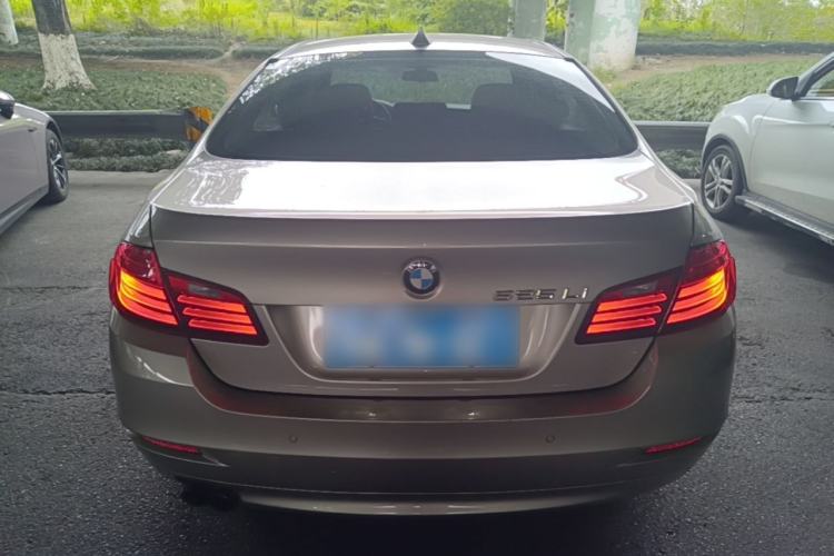 Used BMW 5 Series 2014 525Li Leading Model Rear