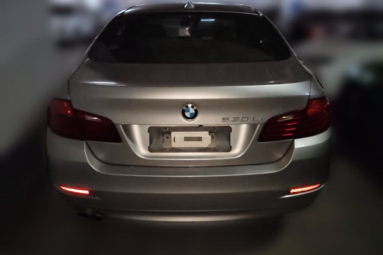 Used BMW 5 Series 2014 530Li Leading Model Rear