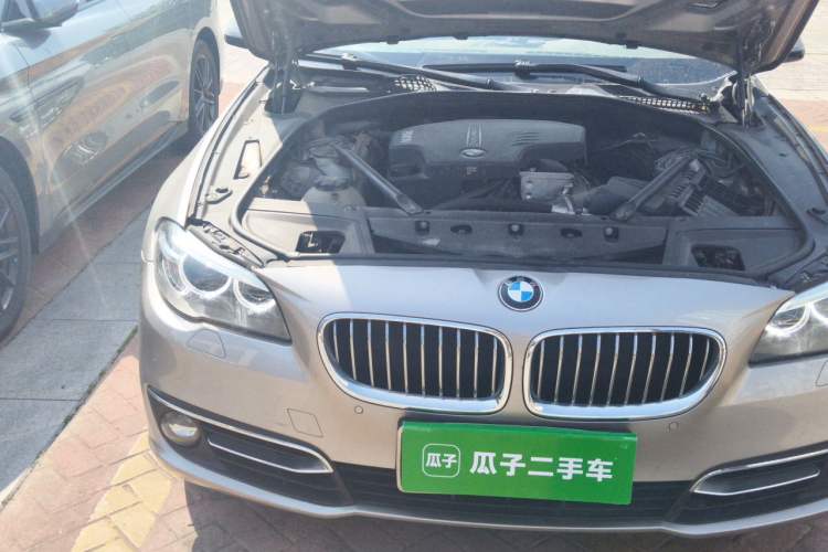 Used BMW 5 Series 2014 528Li xDrive Luxury Design Package Right Front Headlight