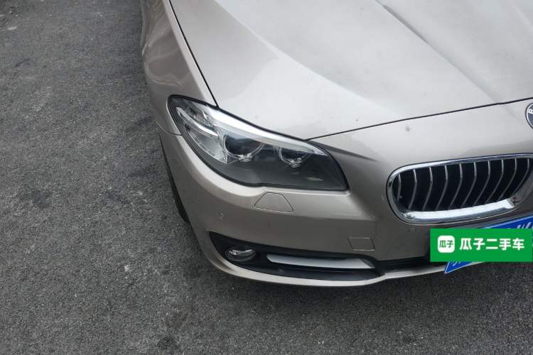 Used BMW 5 Series 2014 520Li Elegant Model Right Front Headlight