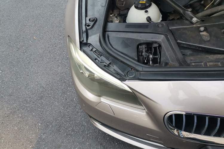 Used BMW 5 Series 2014 520Li Elegant Model Right Front Headlight