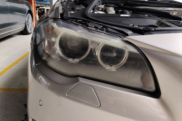 Used BMW 5 Series 2014 525Li Leading Model Right Front Headlight