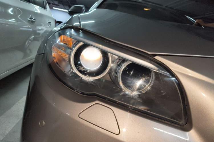 Used BMW 5 Series 2014 528Li Leading Model Right Front Headlight