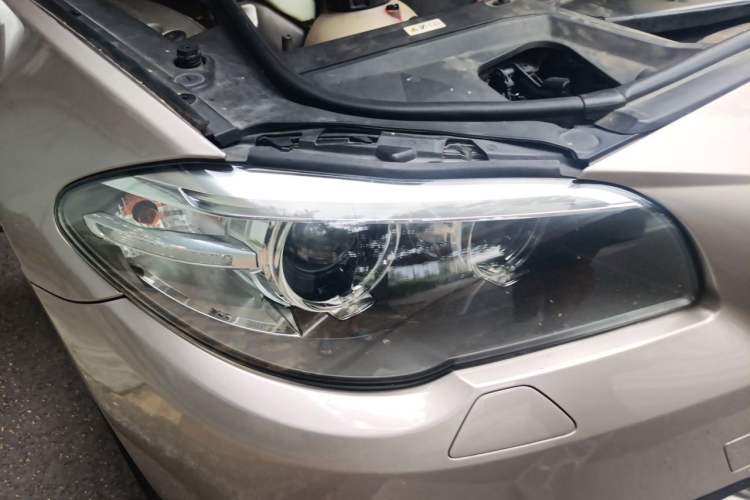 Used BMW 5 Series 2014 525Li Leading Model Right Front Headlight