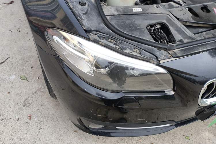 Used BMW 5 Series 2014 520Li Elegant Model Right Front Headlight