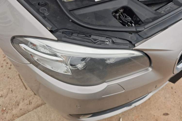 Used BMW 5 Series 2014 525Li Leading Model Right Front Headlight