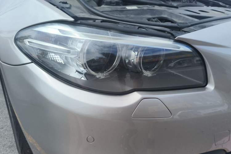 Used BMW 5 Series 2014 525Li Leading Model Right Front Headlight