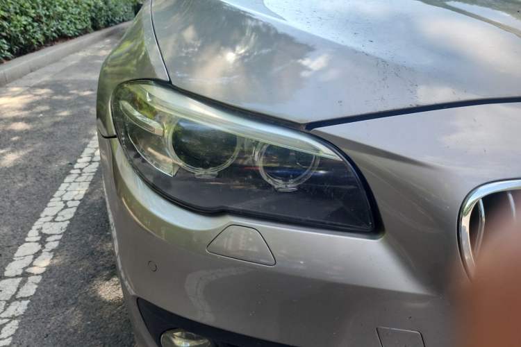 Used BMW 5 Series 2014 520i Elegant Edition Right Front Headlight
