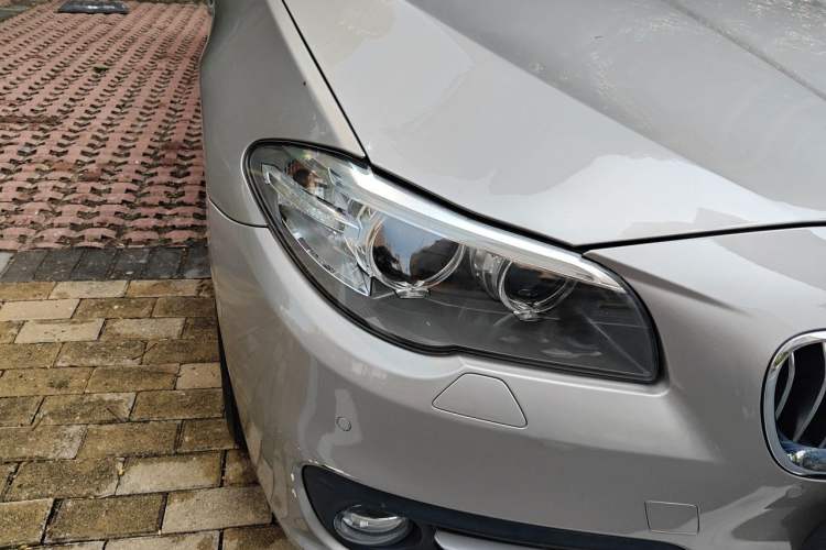 Used BMW 5 Series 2014 520Li Elegant Model Right Front Headlight