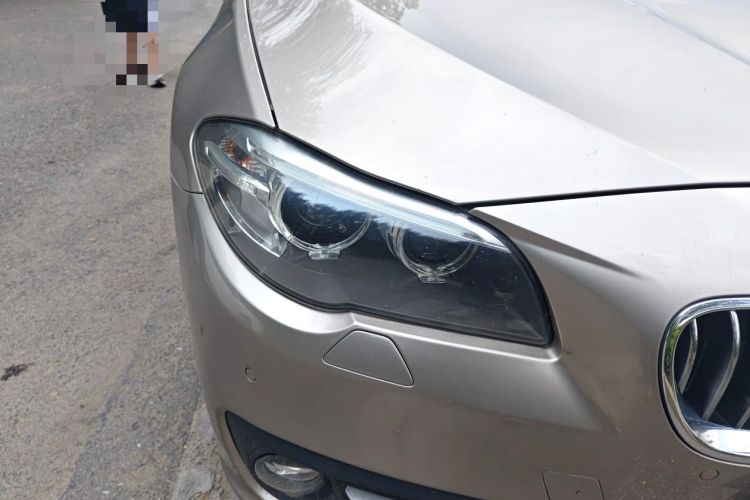 Used BMW 5 Series 2014 520Li Elegant Model Right Front Headlight