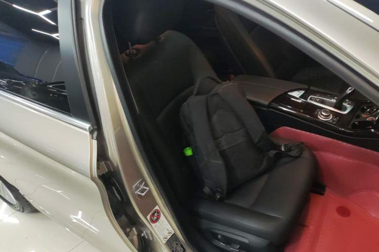Used BMW 5 Series 2014 525Li Leading Model Right Front Seat