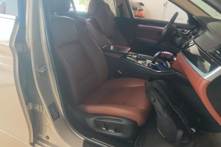 Used BMW 5 Series 2014 520Li Elegant Model Right Front Seat