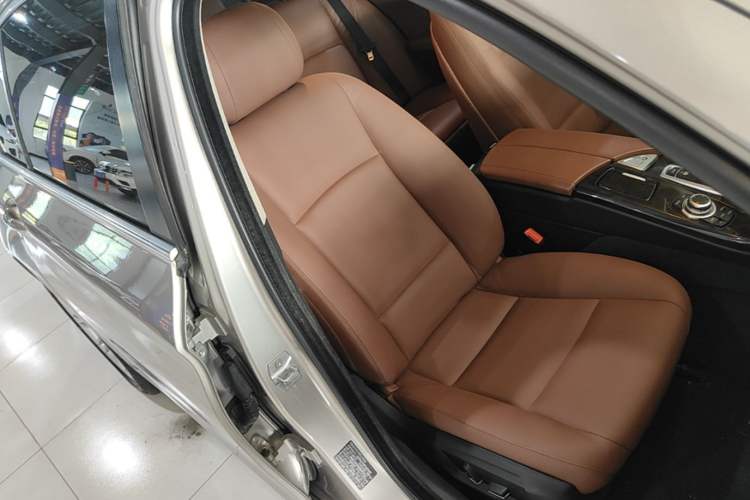 Used BMW 5 Series 2014 525Li Leading Model Right Front Seat