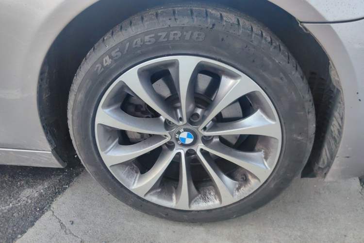 Used BMW 5 Series 2014 528Li Leading Model Right Front Wheel Hub