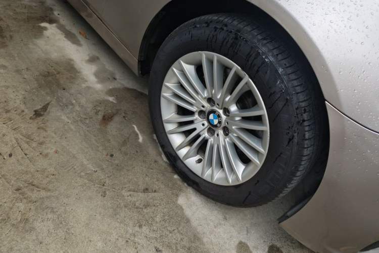 Used BMW 5 Series 2014 525Li Leading Model Right Front Wheel Hub