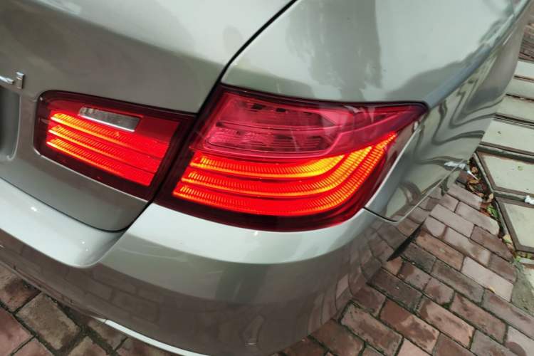Used BMW 5 Series 2014 525Li Leading Model Right Rear Taillight