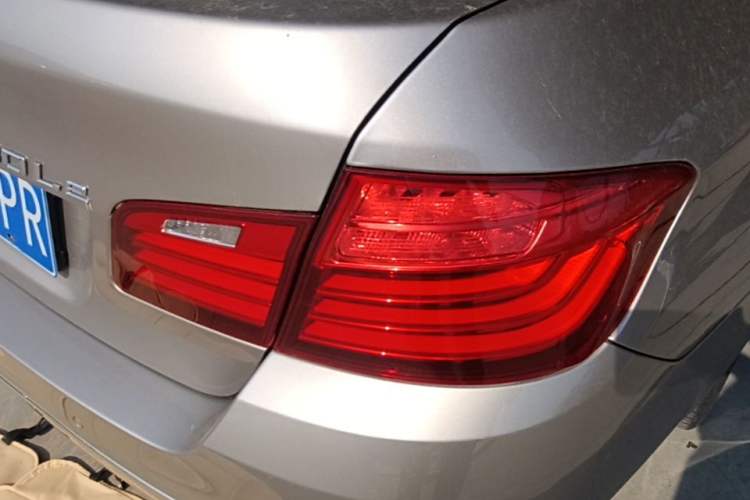 Used BMW 5 Series 2014 525Li Luxury Design Package Right Rear Taillight