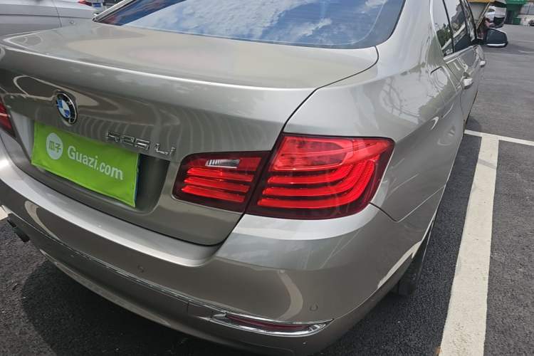Used BMW 5 Series 2014 525Li Luxury Design Package Right Rear Taillight