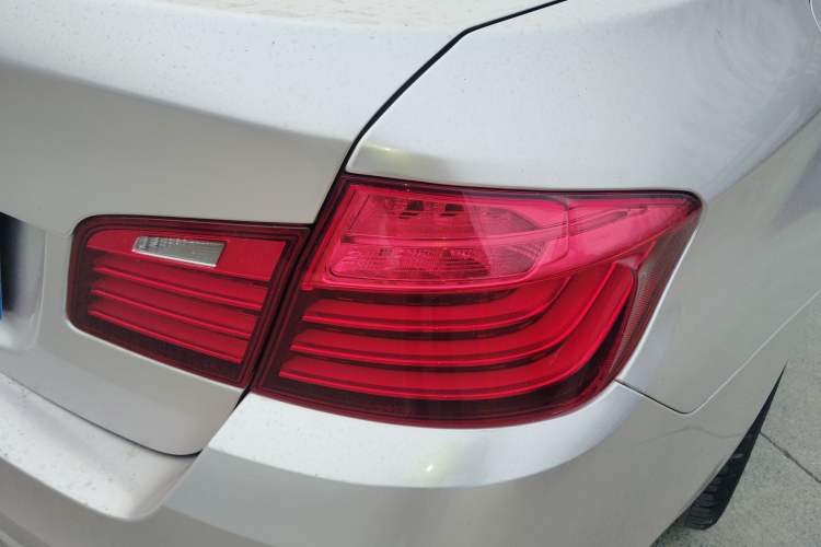 Used BMW 5 Series 2014 520Li Elegant Model Right Rear Taillight